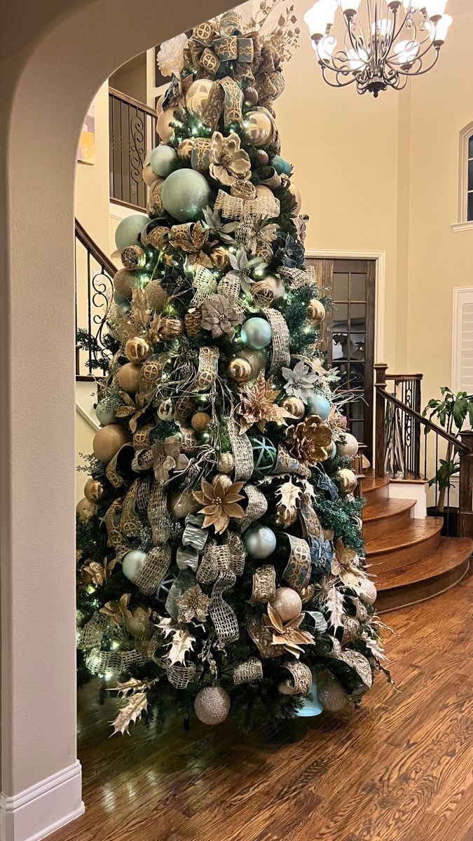 Christmas Tree Trends 2021