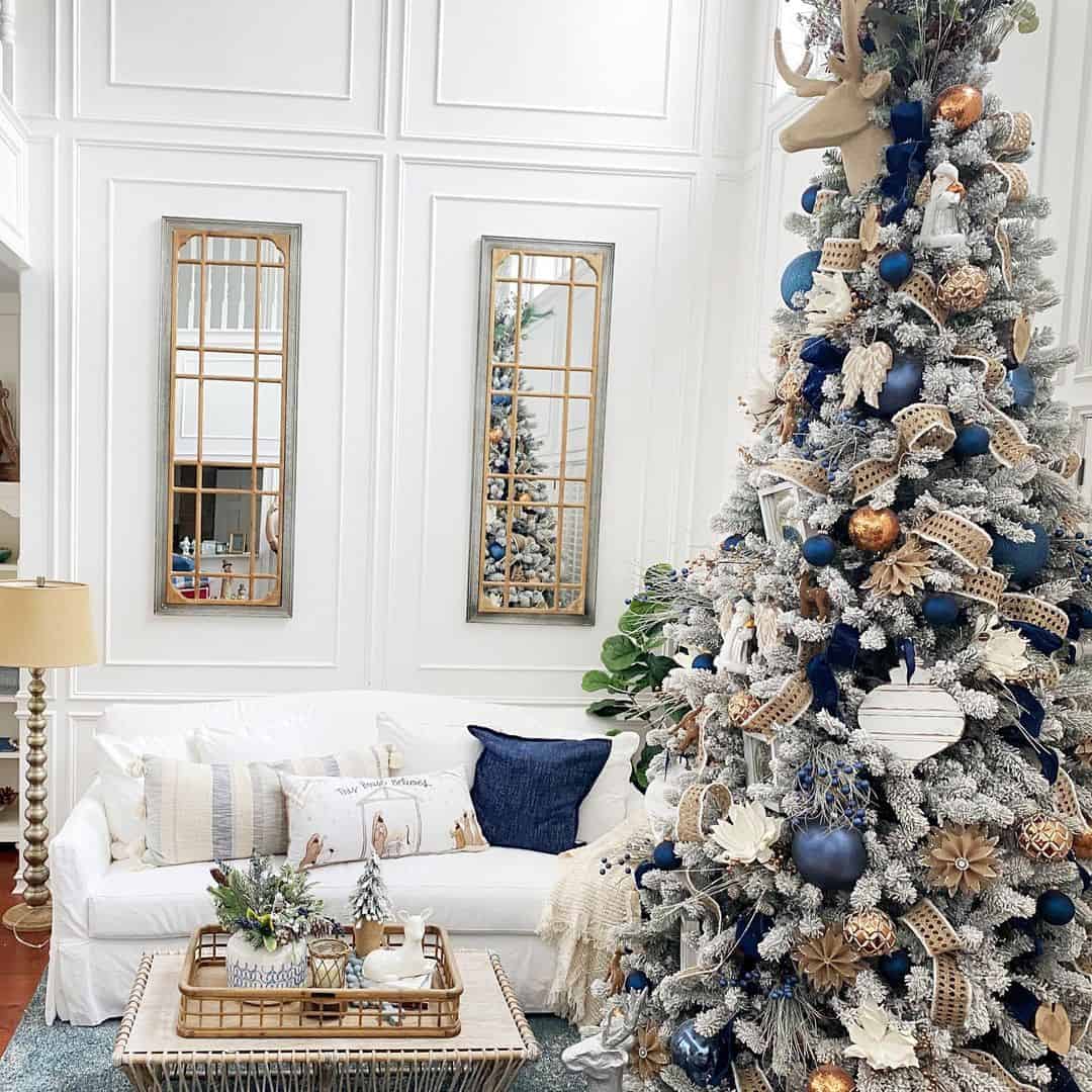 Navy Blue Christmas Tree Decorating Ideas