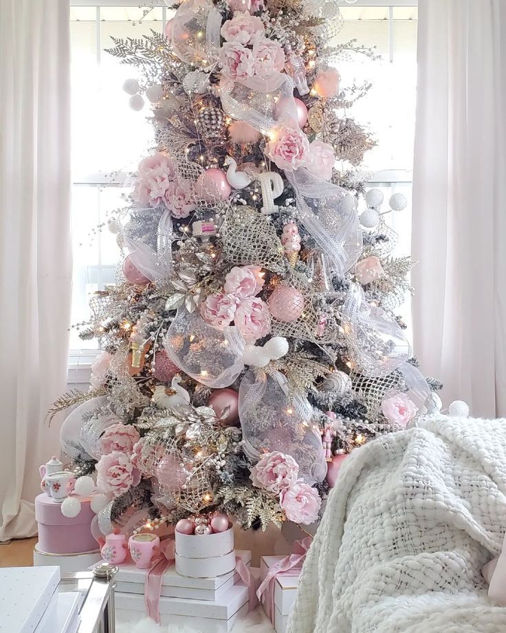 Pink Christmas Decor