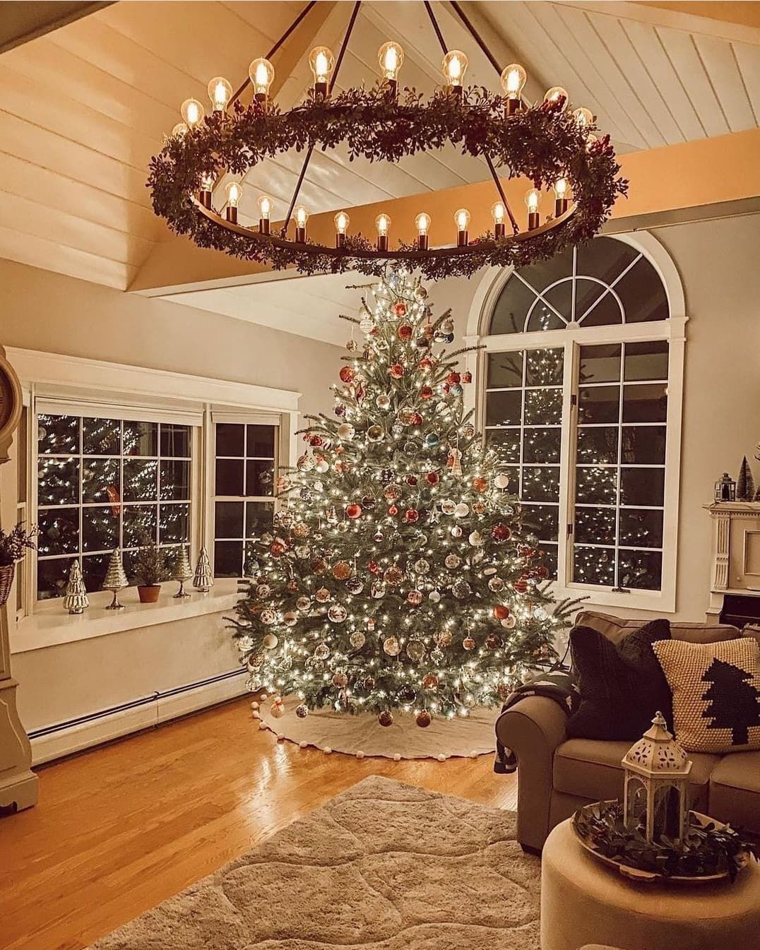 Christmas Tree Decorating Tips