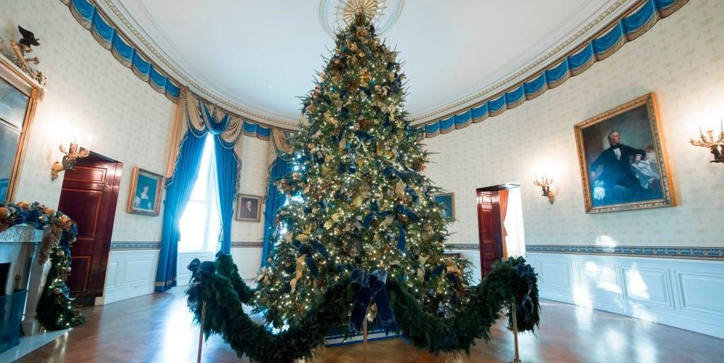 White House Christmas Tree Photo